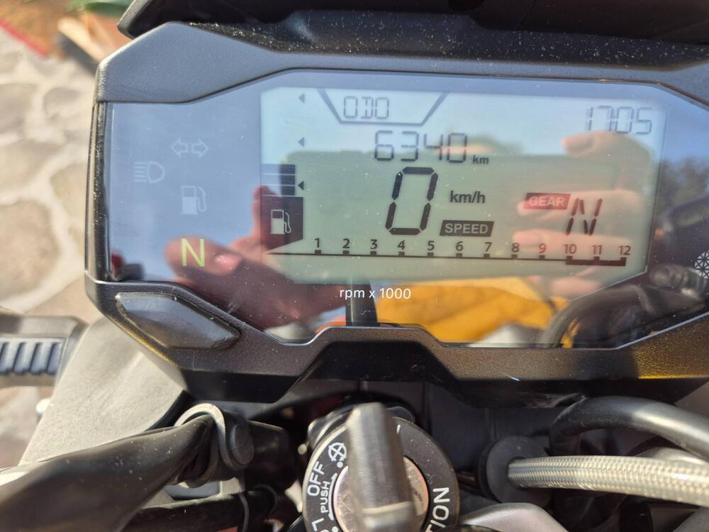 Bmw G 310 R (2021 - 25) (2)