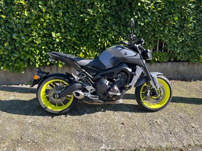 Yamaha MT-09 (2017 - 20) usata
