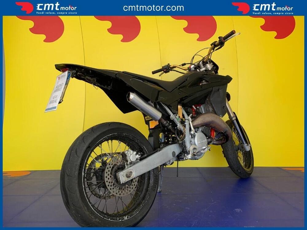 Husqvarna SM 125 (2010 - 12) (2)