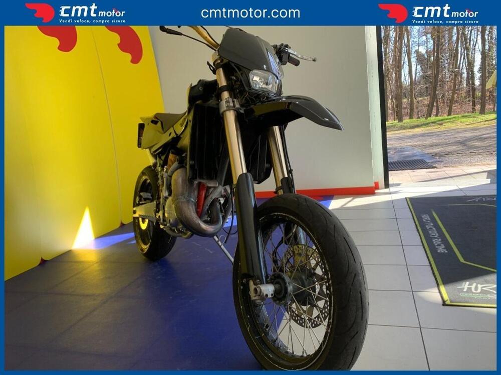 Husqvarna SM 125 (2010 - 12) (6)