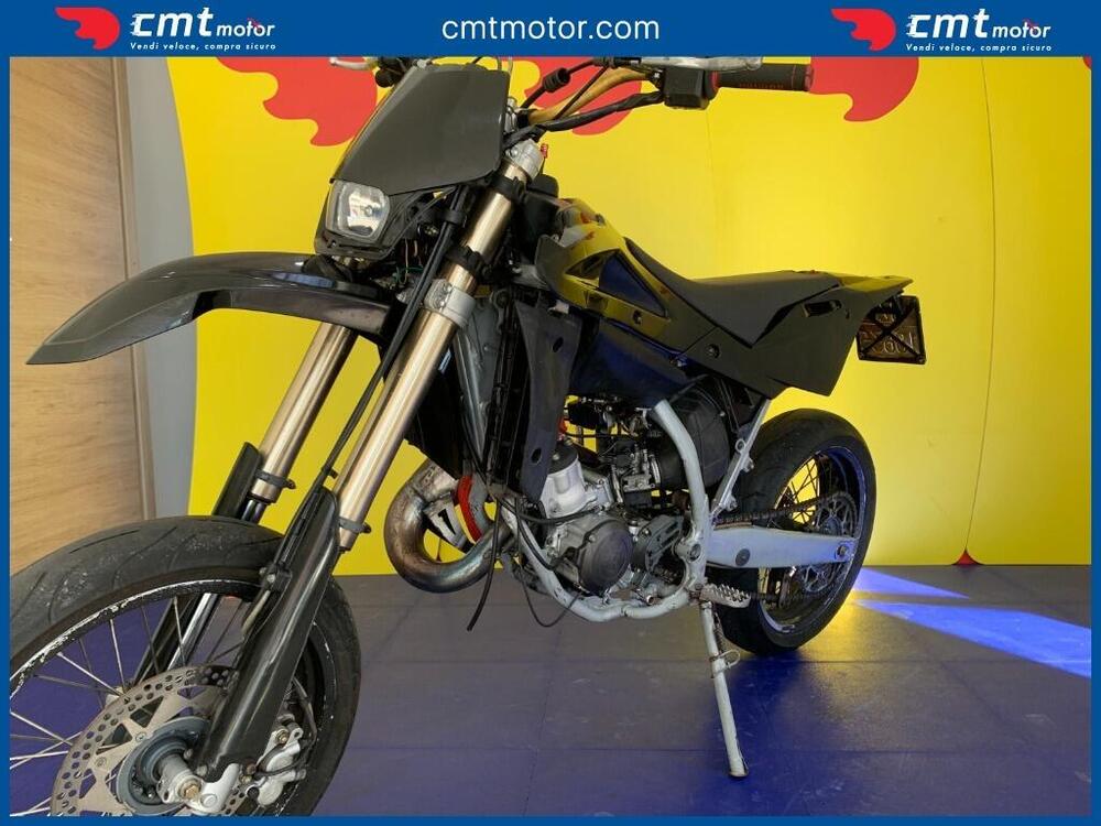 Husqvarna SM 125 (2010 - 12) (7)