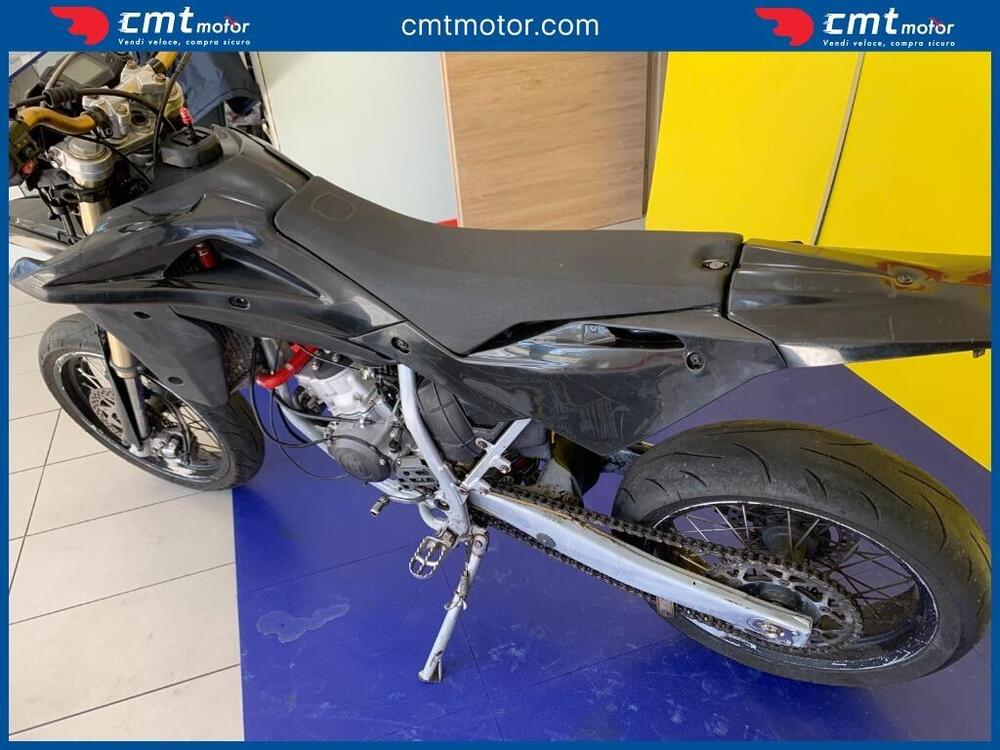 Husqvarna SM 125 (2010 - 12) (8)