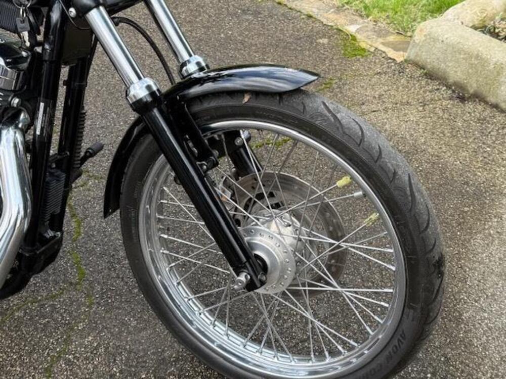 Harley-Davidson 1200 Custom (2001 - 03) - XL 1200C (5)