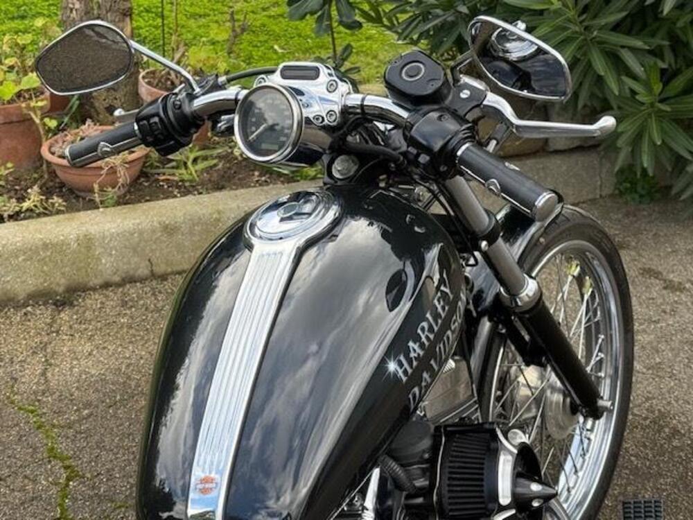 Harley-Davidson 1200 Custom (2001 - 03) - XL 1200C (9)