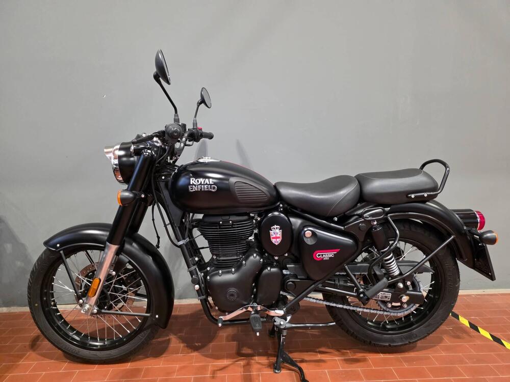 Royal Enfield Classic 350 (2021 - 26) (2)