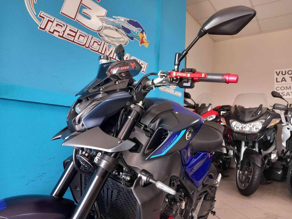 Yamaha MT-09 (2021 - 23) (14)