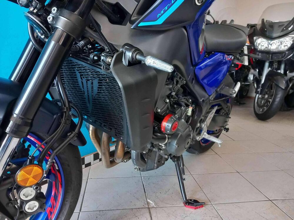 Yamaha MT-09 (2021 - 23) (16)