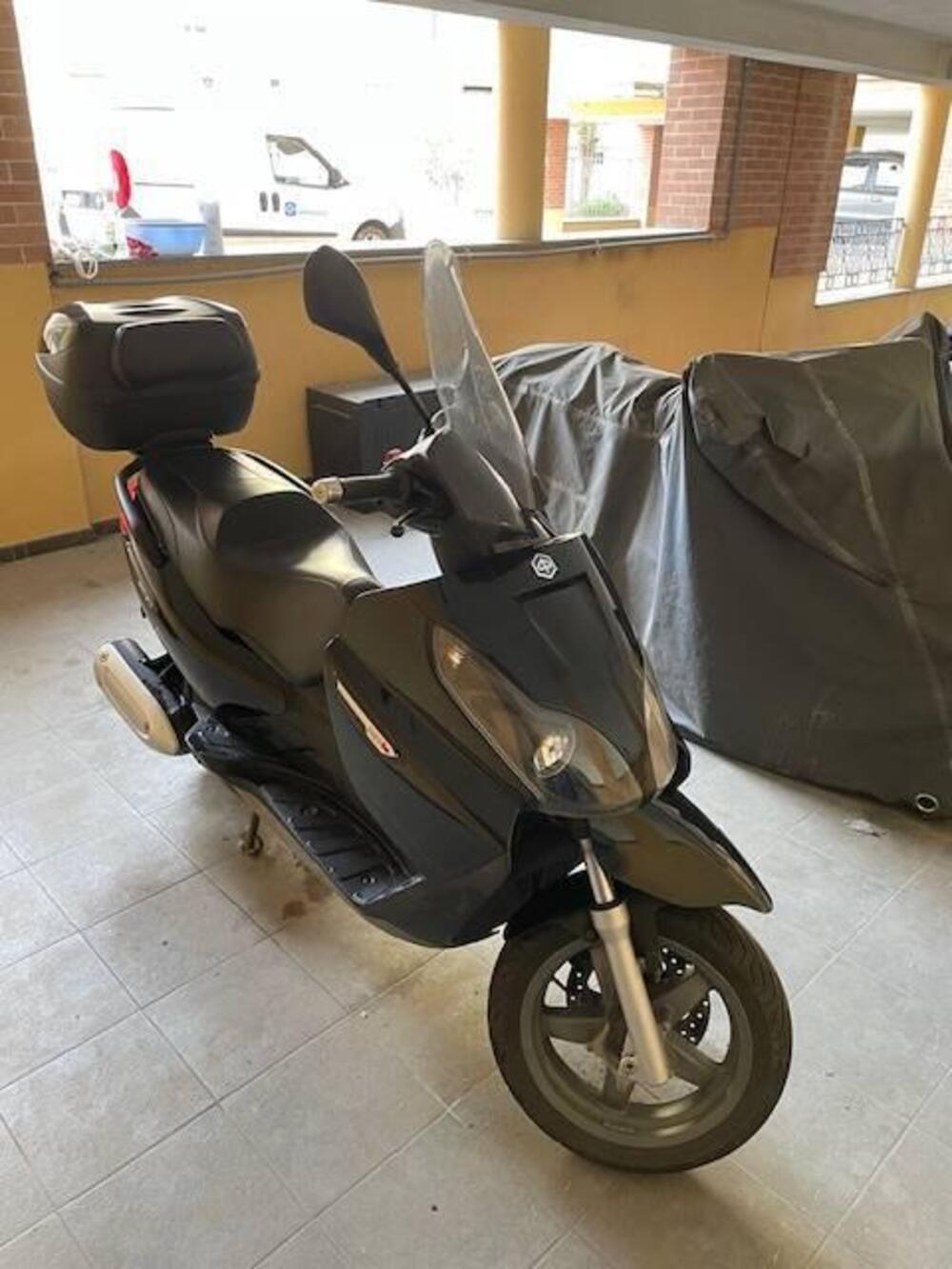 Piaggio X7 250 (2007 - 12) (2)