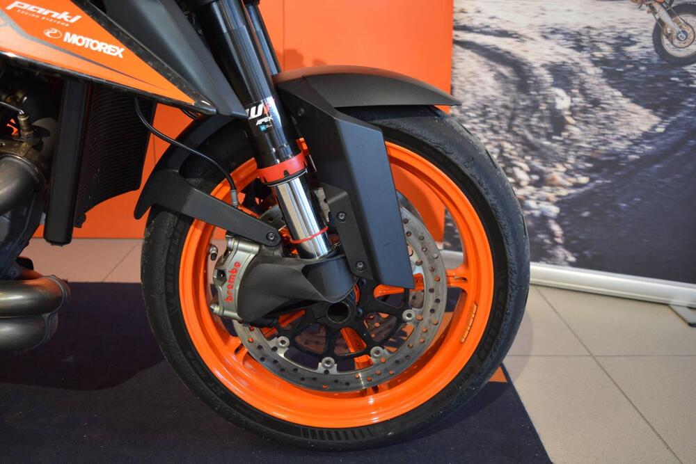 KTM 1290 Super Duke R (2022 - 23) (13)