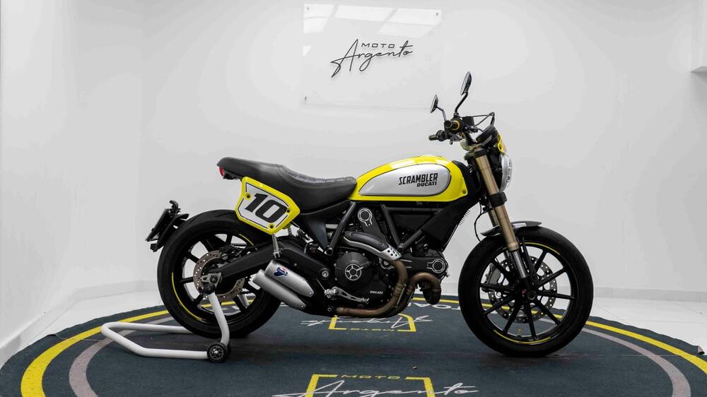 Ducati Scrambler 800 Flat Track Pro (2016 - 17) (2)