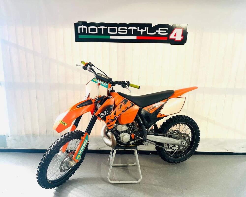 KTM 250 SX (2006) (2)