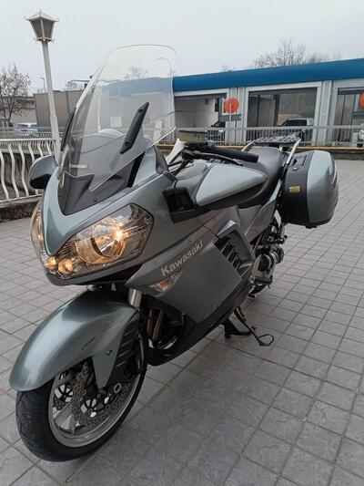 Kawasaki GTR 1400 (2007 - 09) usata