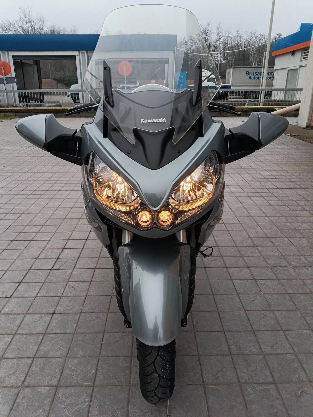 Kawasaki GTR 1400 (2007 - 09) (7)