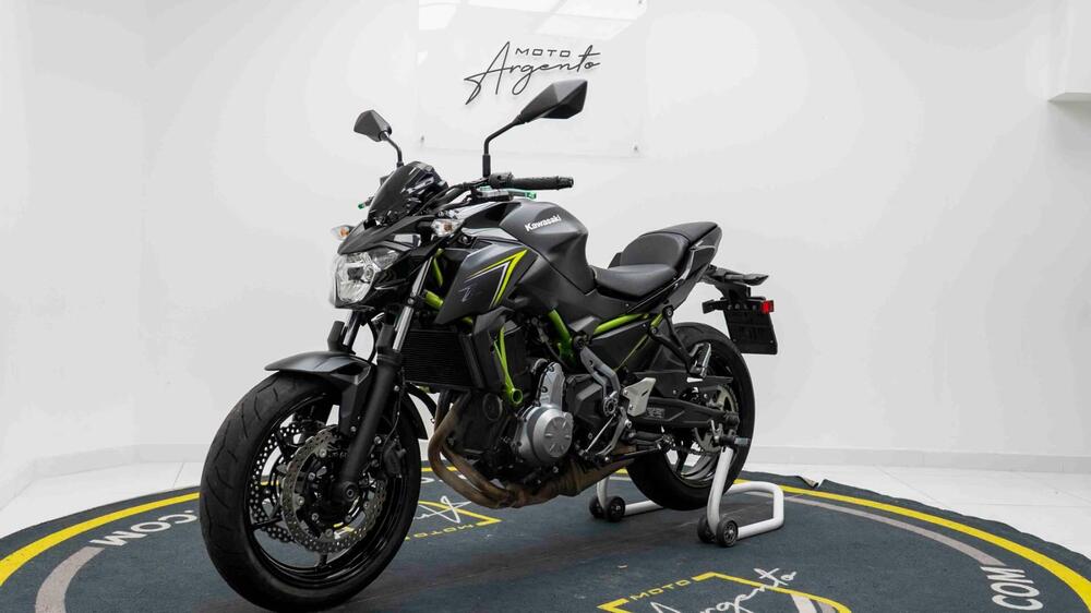 Kawasaki Z 650 (2017 - 19) (7)