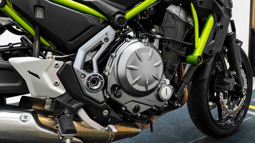 Kawasaki Z 650 (2017 - 19) (14)