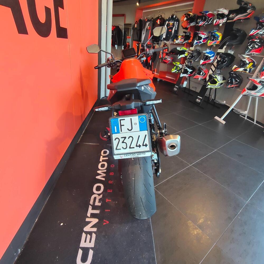 KTM 990 Duke (2024 - 26) (2)