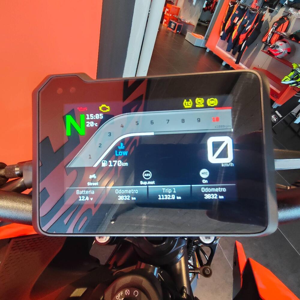 KTM 990 Duke (2024 - 26) (4)