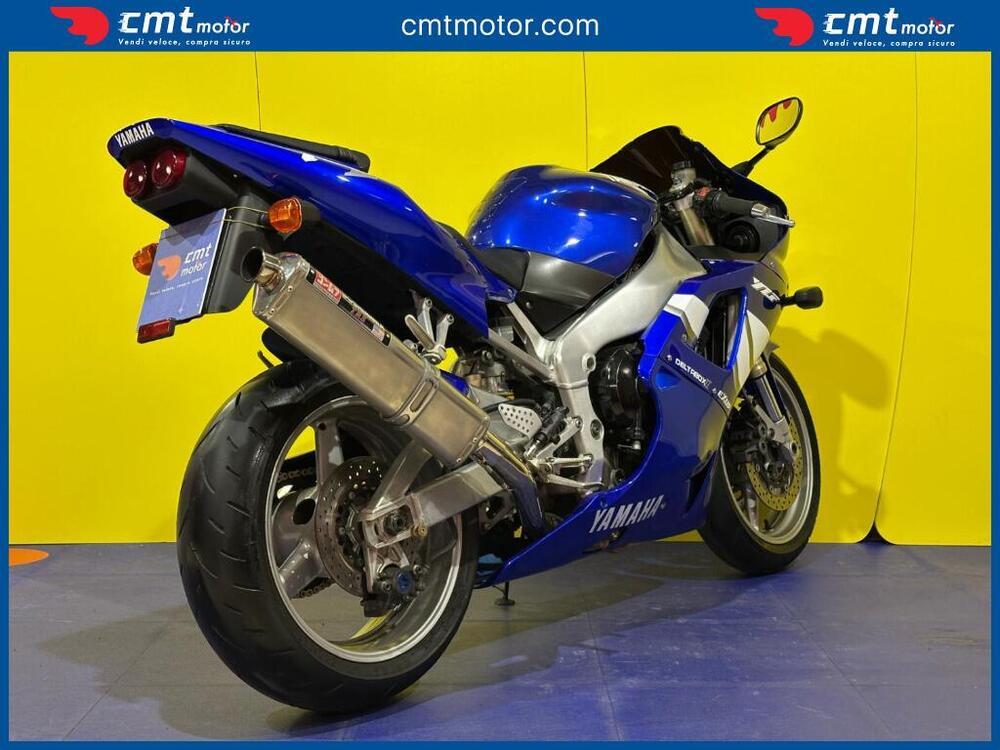 Yamaha YZF R1 (1998 - 99) (4)