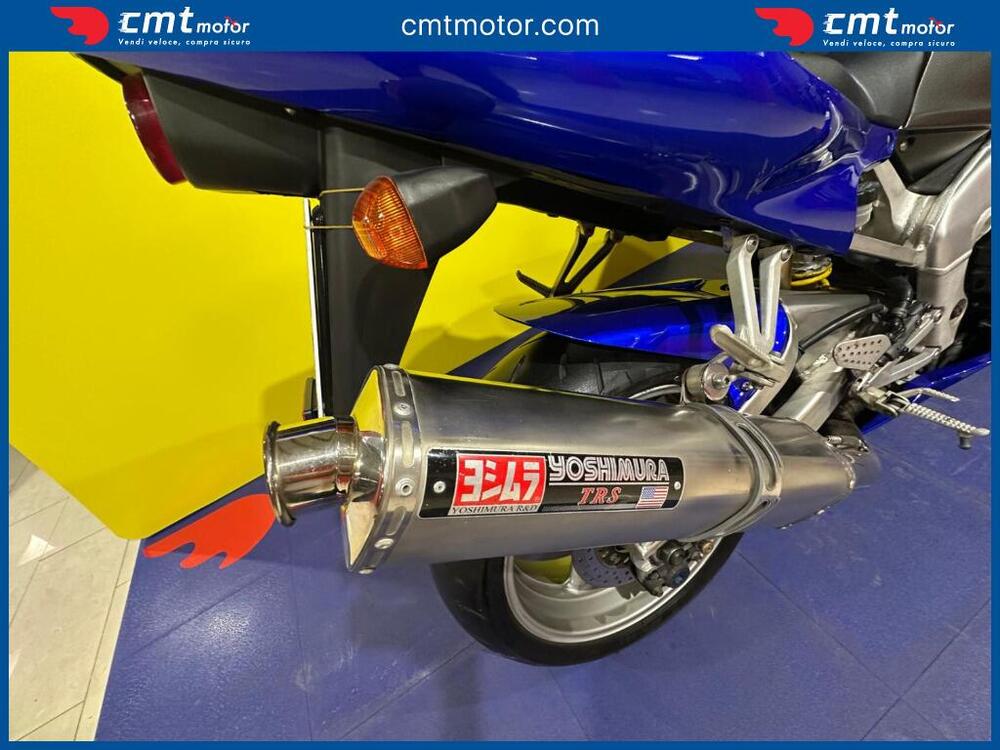 Yamaha YZF R1 (1998 - 99) (10)