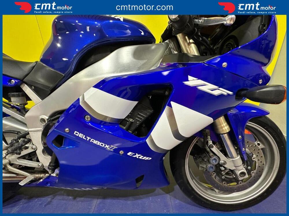 Yamaha YZF R1 (1998 - 99) (11)