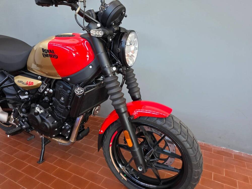 Royal Enfield Guerrilla 450 (2024 - 26) (4)