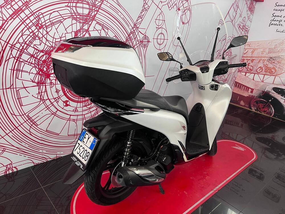 Honda SH 150i Sport (2022 - 23) (4)