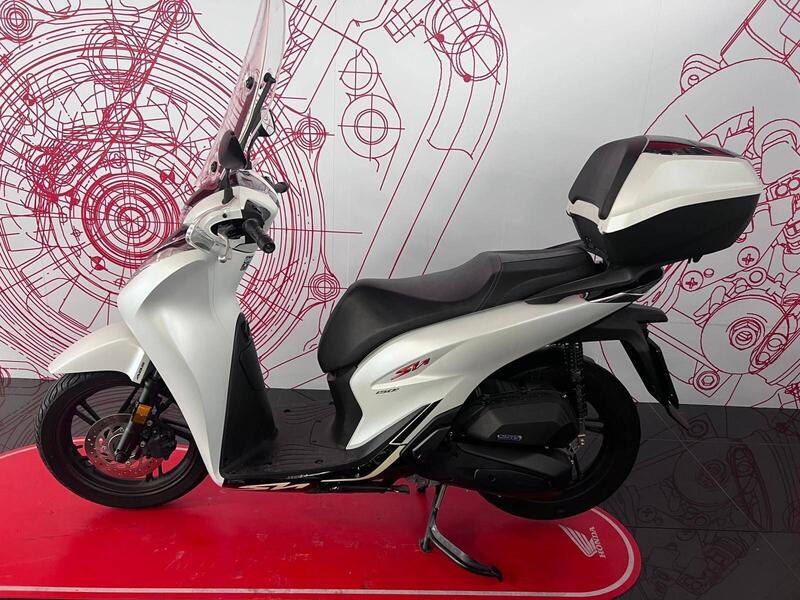 Honda SH 150i Sport (2022 - 23) (6)
