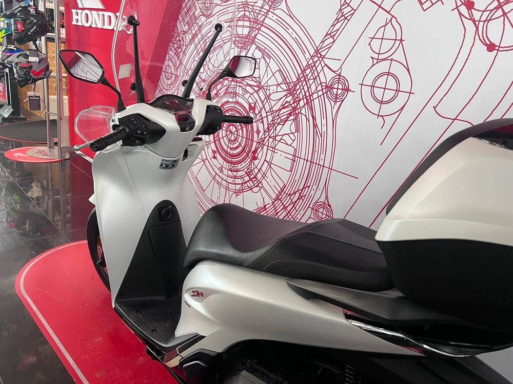 Honda SH 150i Sport (2022 - 23) (8)