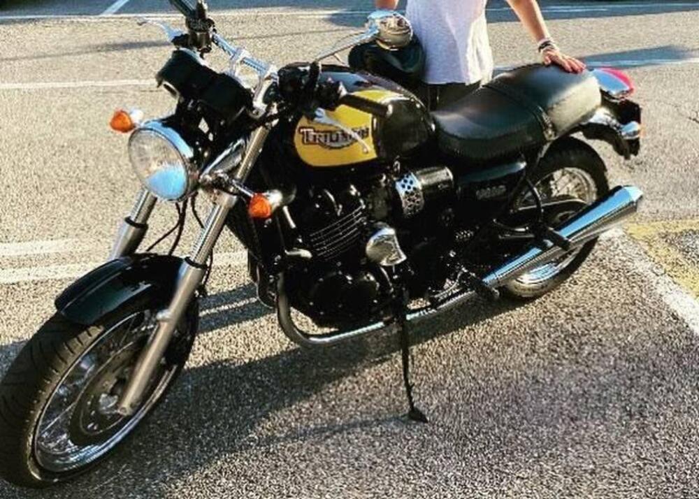 Triumph Thunderbird 900 Sport (2003 - 04) (3)