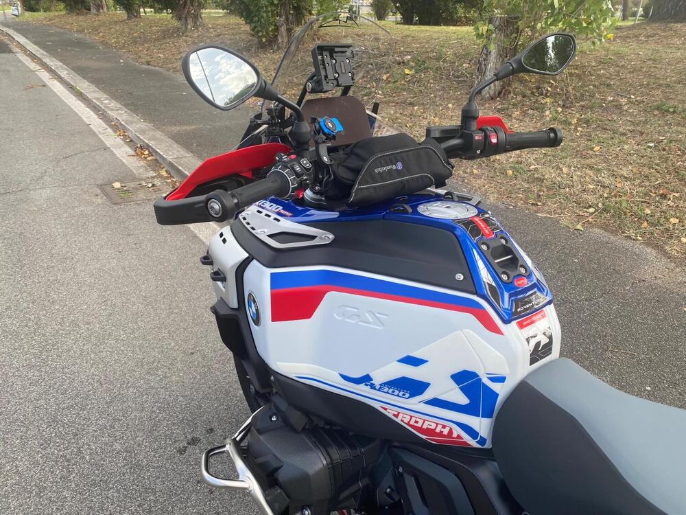 Bmw R 1300 GS Adventure Trophy (2025 - 26) (8)