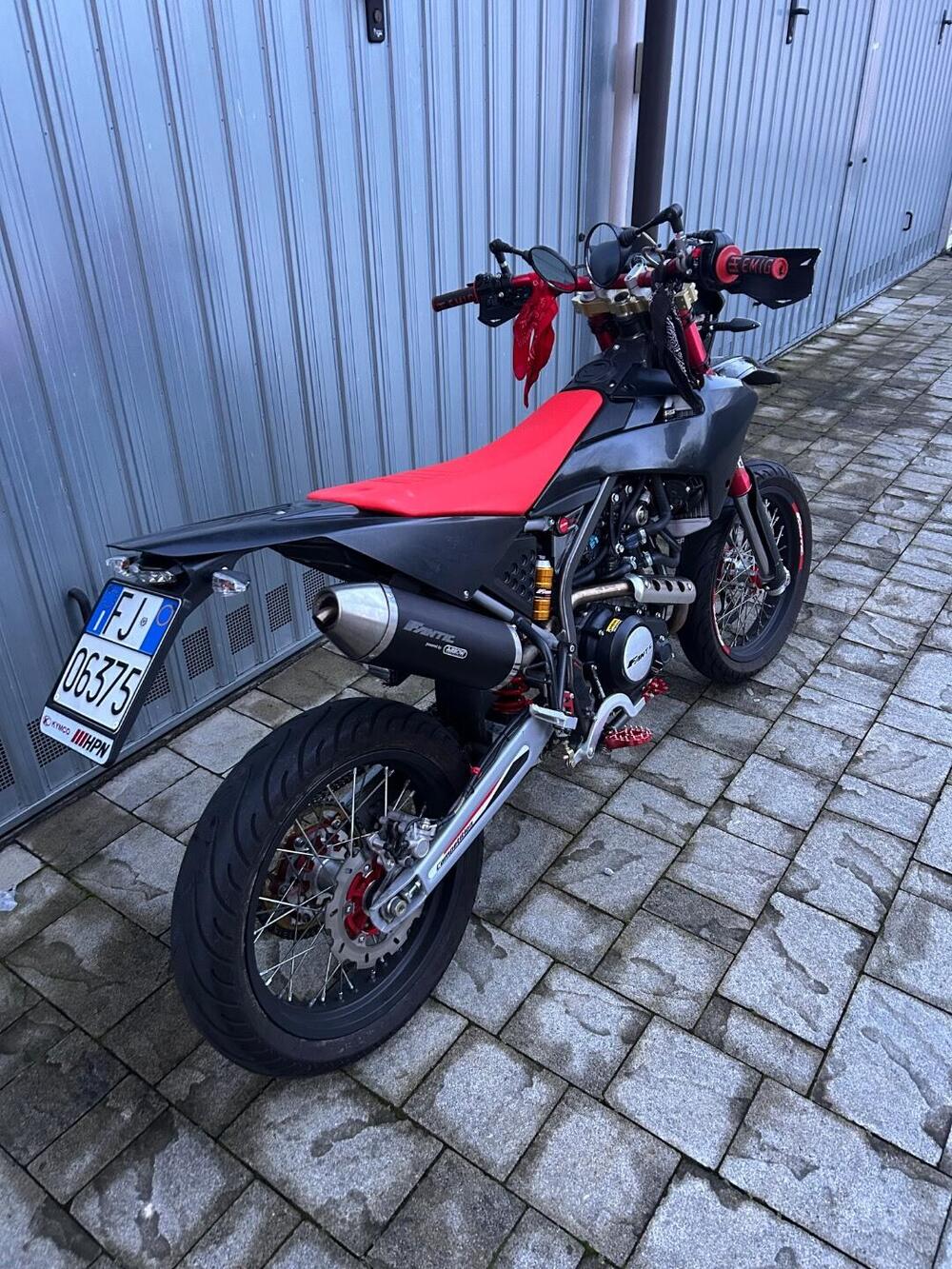 Fantic Motor XMF 125 Motard Competition 4T (2023 - 24) (9)