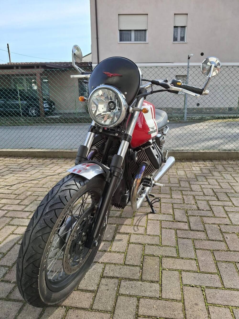 Moto Guzzi V7 II Special (2015 - 17)