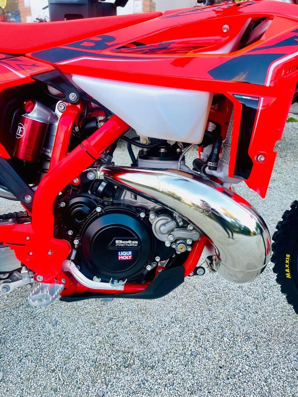 Betamotor RR X-PRO 300 2T Enduro (2026) (2)