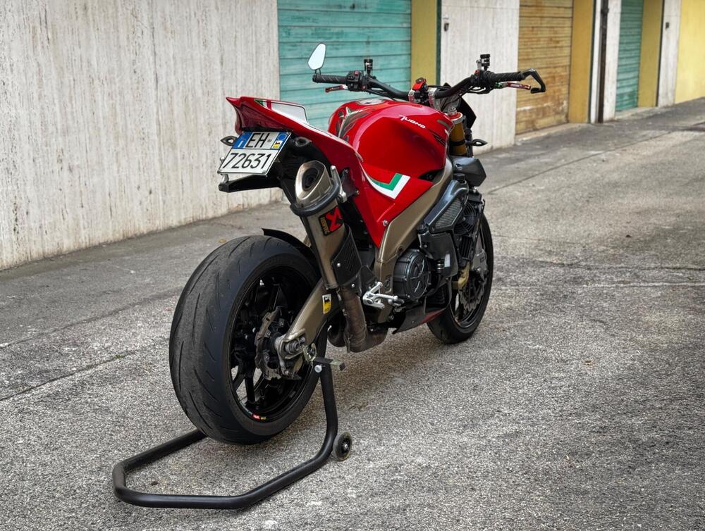 Aprilia Tuono 1000 (2003 - 04) (4)