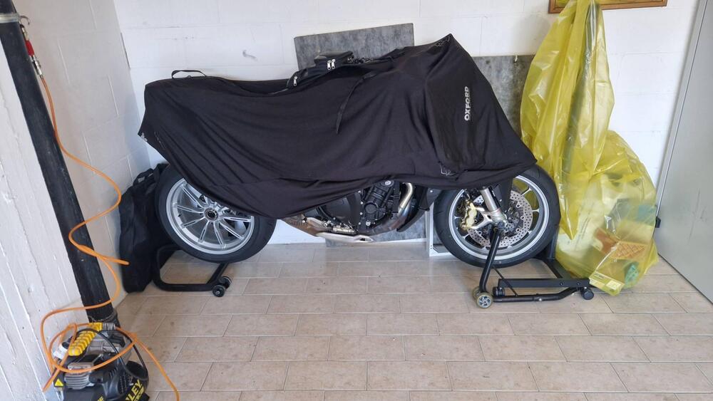 MV Agusta Brutale 1090 (2012 - 15) (2)