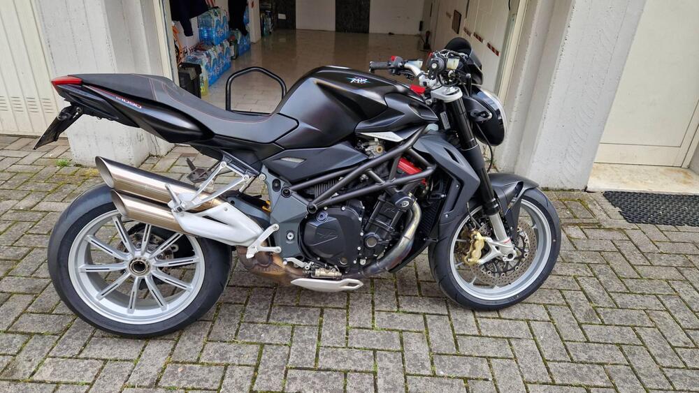 MV Agusta Brutale 1090 (2012 - 15) (4)