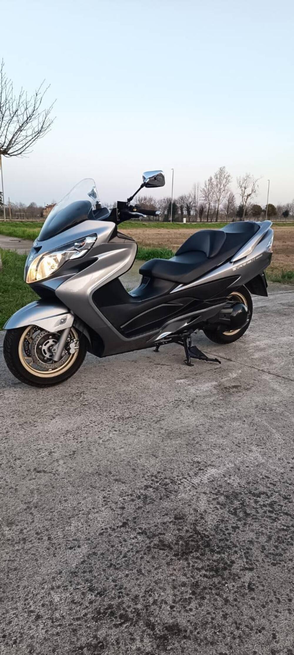 Suzuki Burgman AN 400 (2006 - 07)