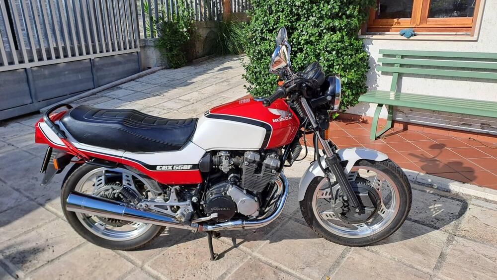Honda cbx 550 f (2)