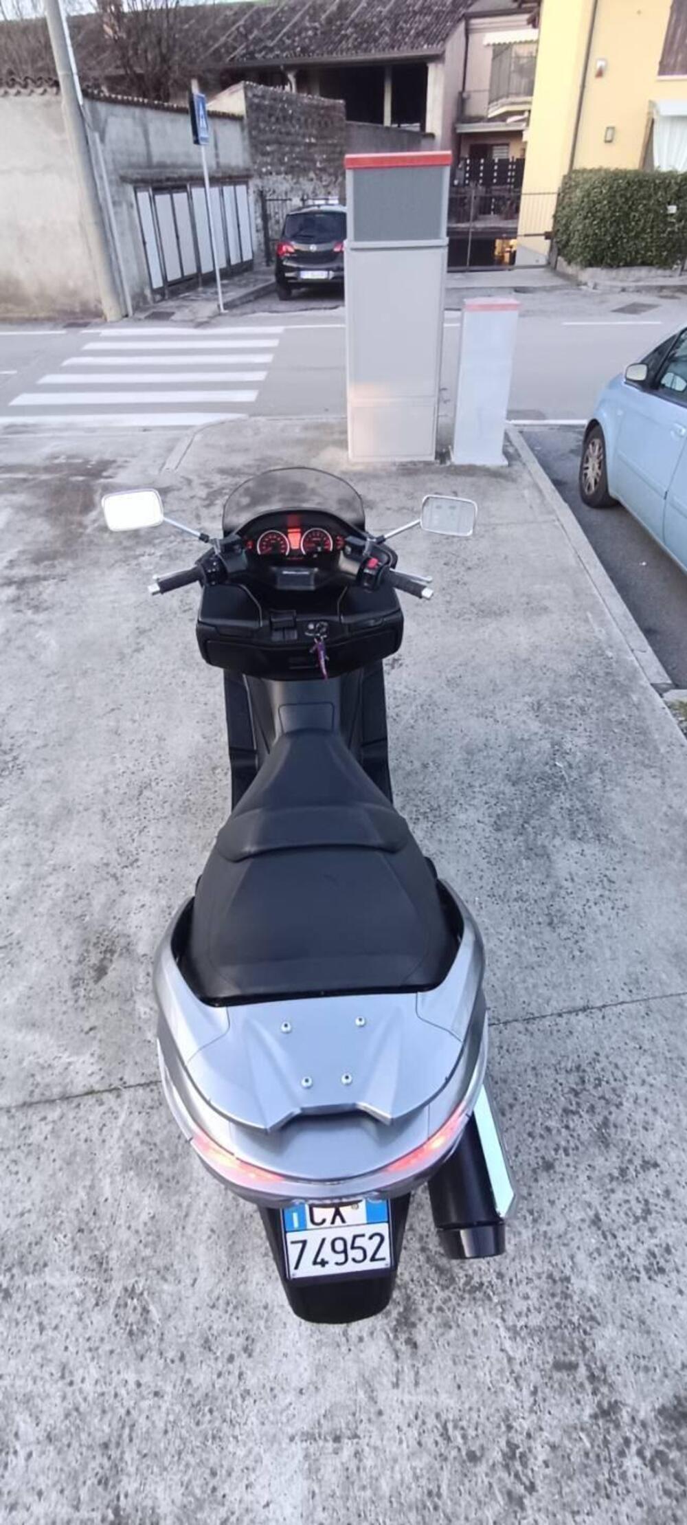 Suzuki Burgman AN 400 (2006 - 07) (7)