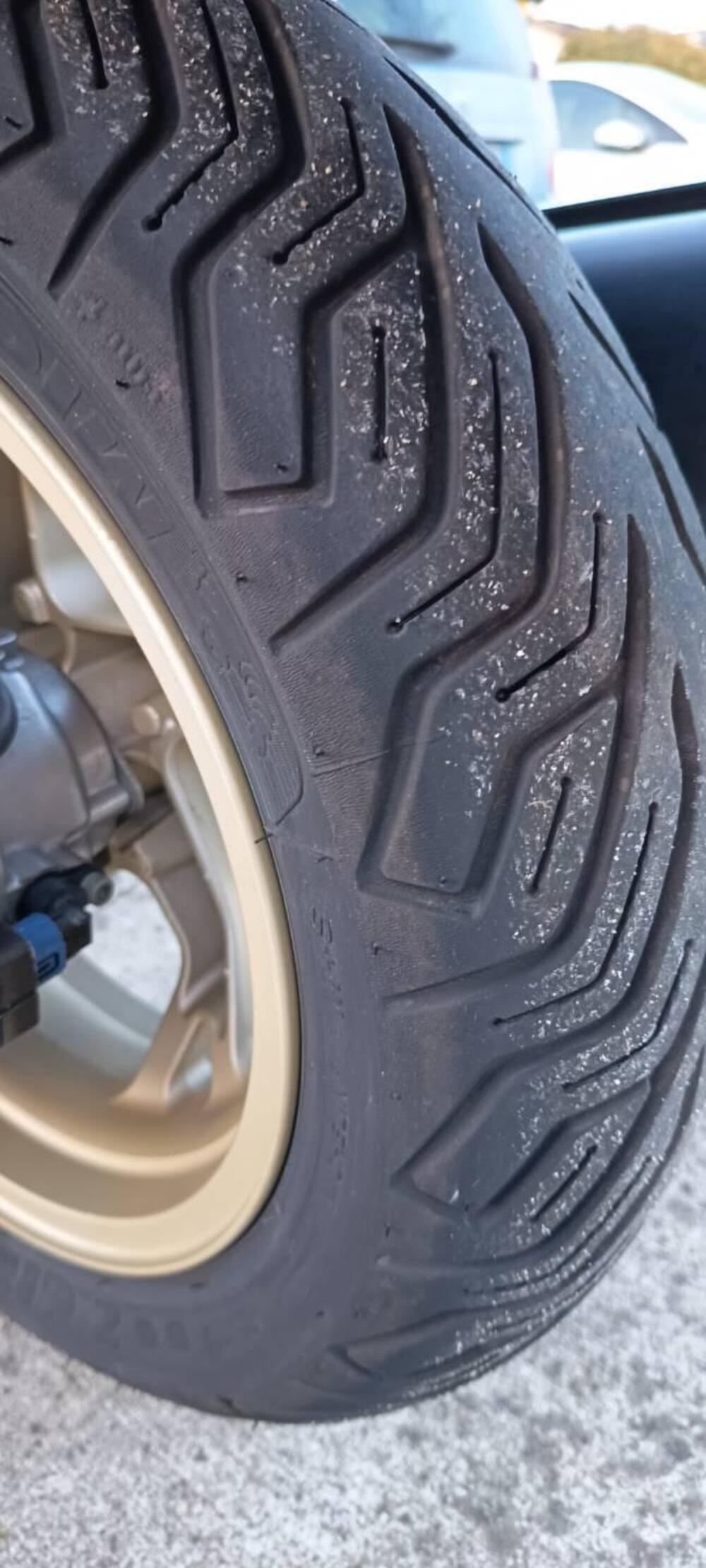 Suzuki Burgman AN 400 (2006 - 07) (14)