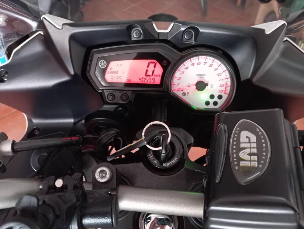 Yamaha FZ8 (2010 - 12) (3)