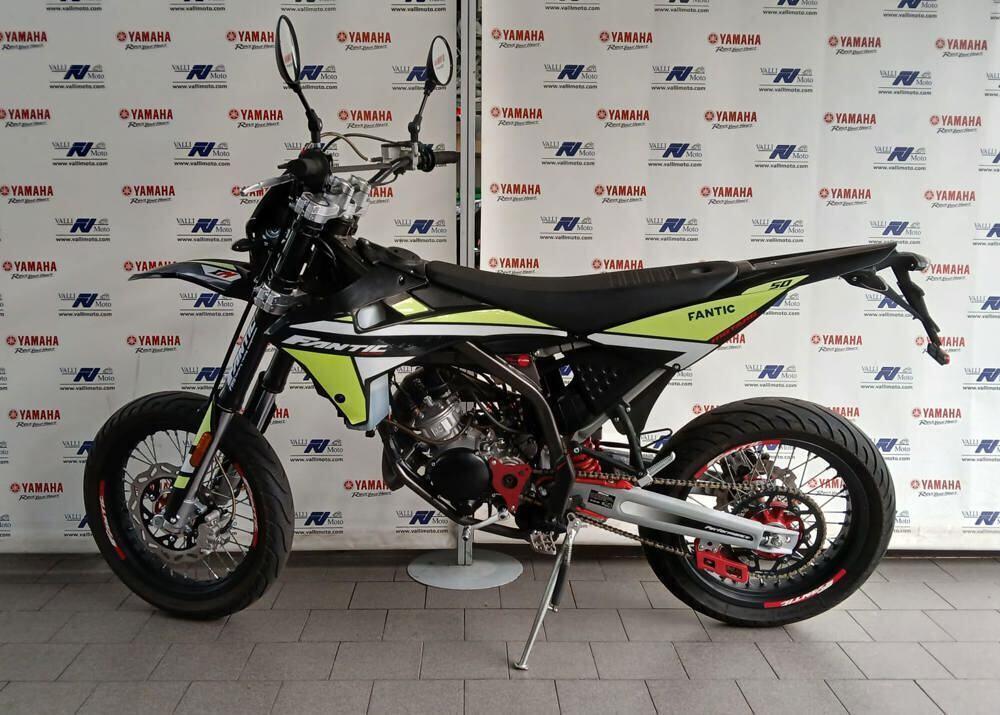 Fantic Motor Motard 50 Performance 2t (2020) (2)