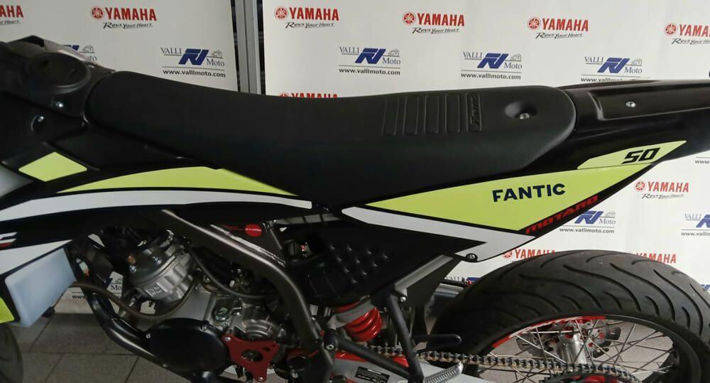 Fantic Motor Motard 50 Performance 2t (2020) (7)