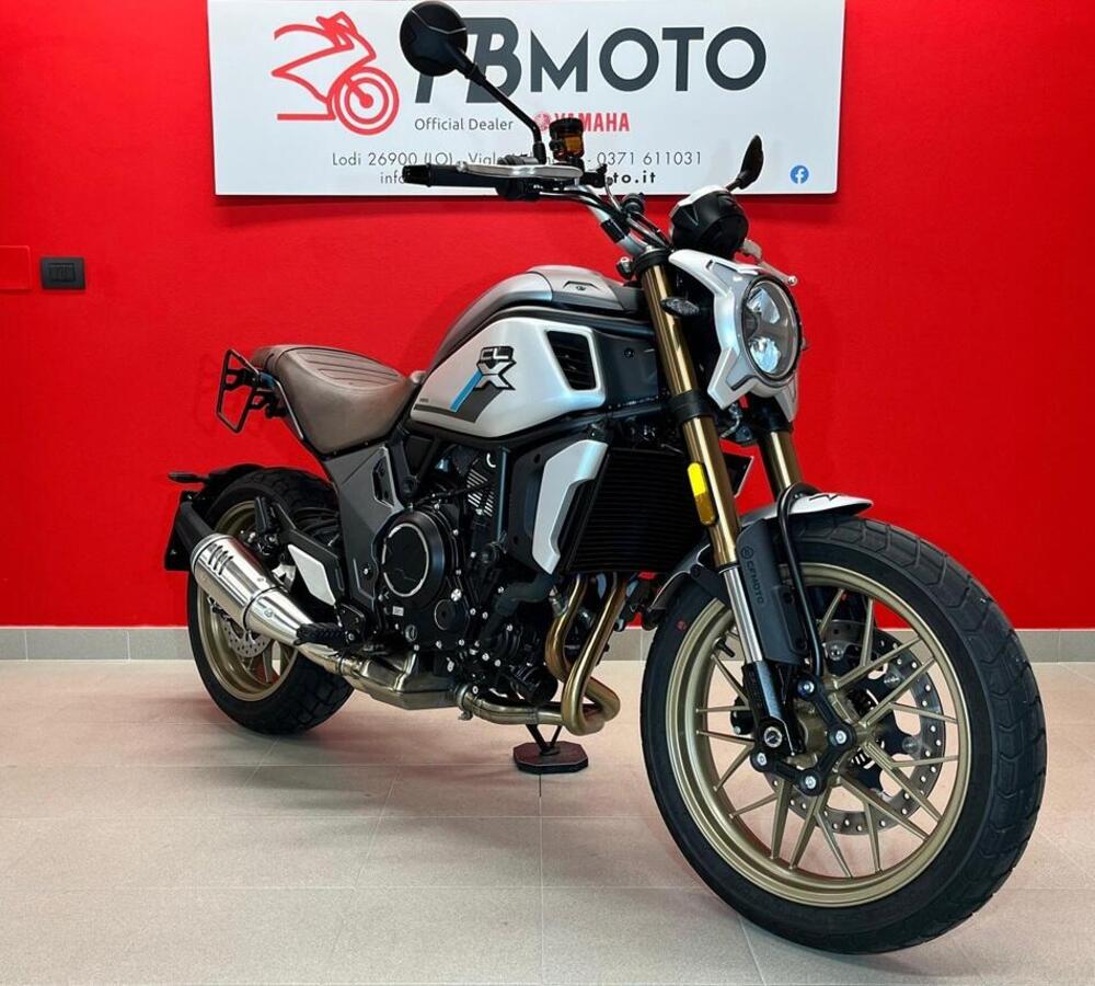 CFMOTO 700CL-X Heritage (2021 - 26) (2)