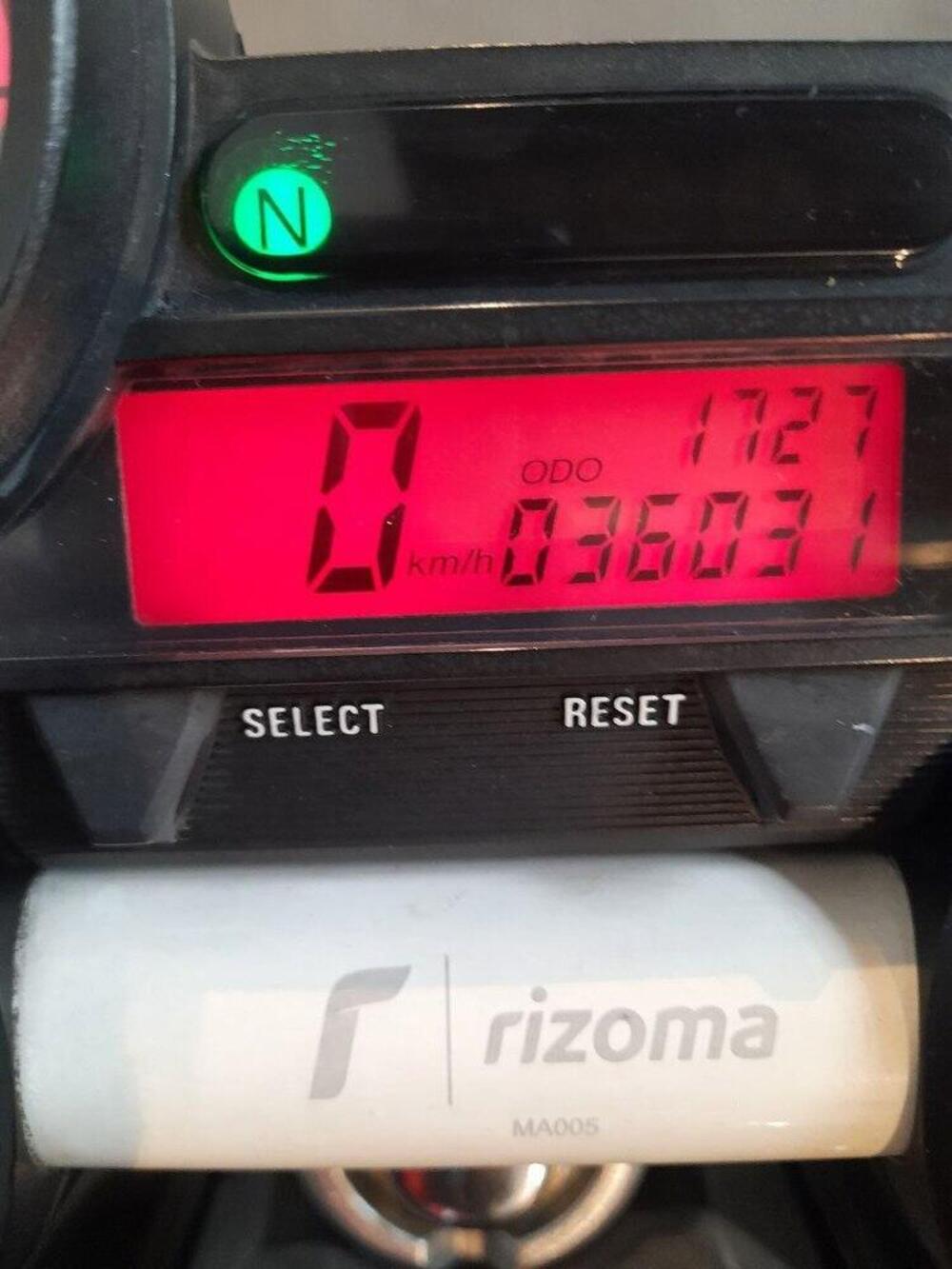 Yamaha MT-03 (2006 - 14) (2)