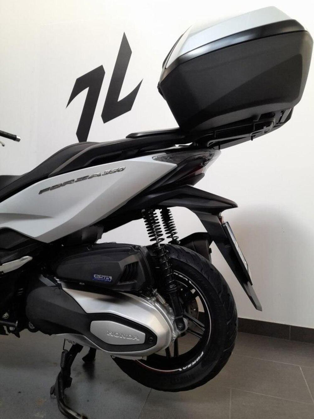 Honda Forza 350 Deluxe (2022 - 24) (3)