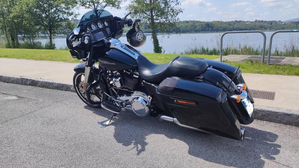 Harley-Davidson 107 Street Glide Special (2017 - 19) - FLHXS (2)