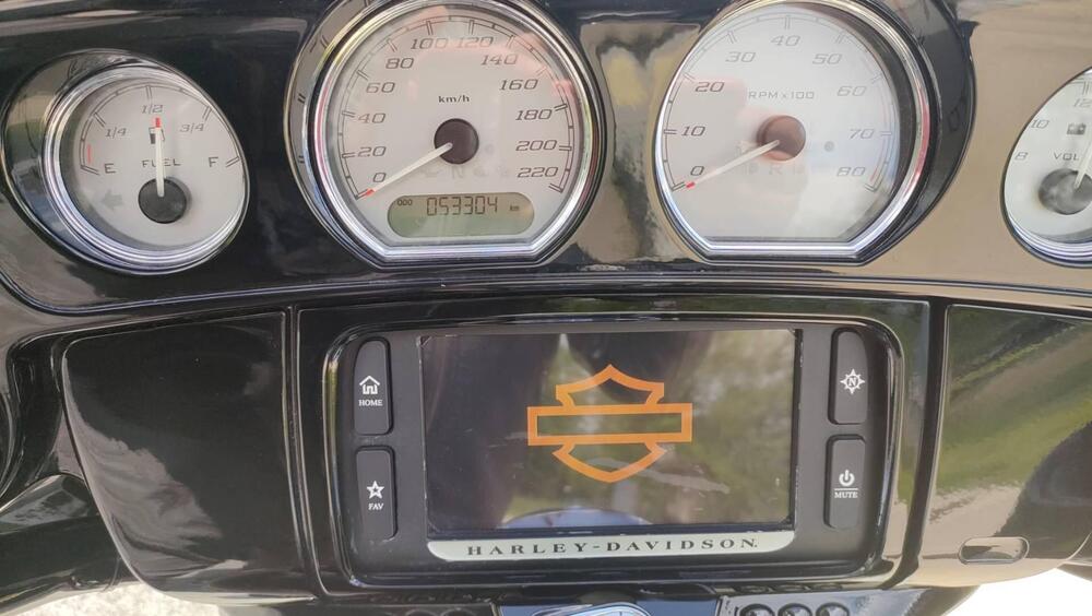 Harley-Davidson 107 Street Glide Special (2017 - 19) - FLHXS (7)