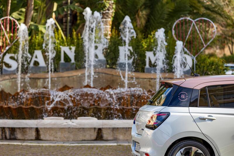 Suzuki Swift Hybrid serie speciale Sakura dinamica Sanremo