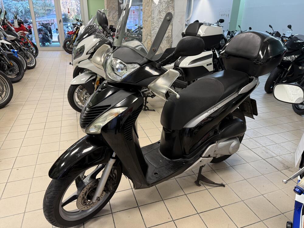 Honda SH 125 i (2009 - 12) (2)